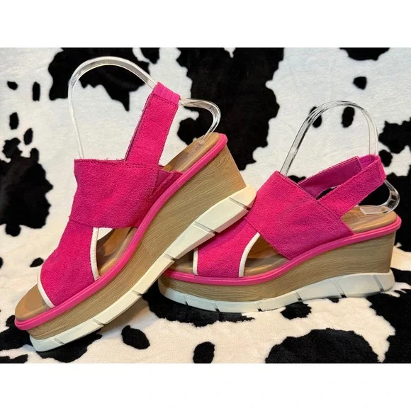 Sorel Joanie III Slingback Wedge Sandal in Fuchsia Fizz/Chalk Women's Size 8 - Picture 8 of 9